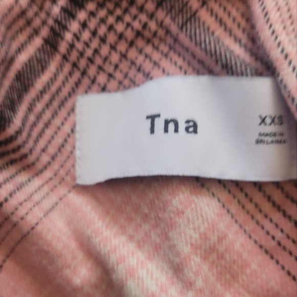 Aritzia TNA Buffalo Plaid Shirt - Picture 3 of 8